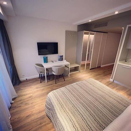 Gq Apartments On First Line Batumi Exteriér fotografie