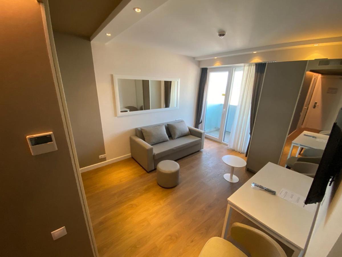 Gq Apartments On First Line Batumi Exteriér fotografie