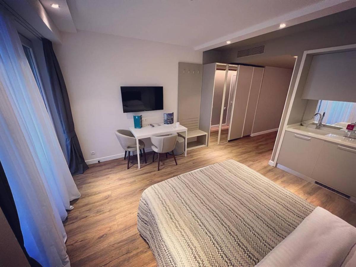 Gq Apartments On First Line Batumi Exteriér fotografie